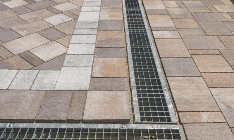 arredo urbano canale grigliato molinaro manufatti 584