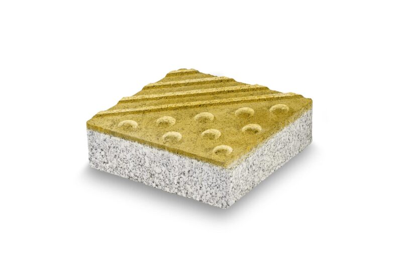 arredo urbano segnali tattili giallo molinaro manufatti 550